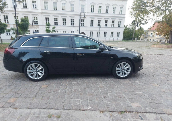 Opel Insignia cena 42900 przebieg: 92000, rok produkcji 2016 z Kwidzyn małe 326